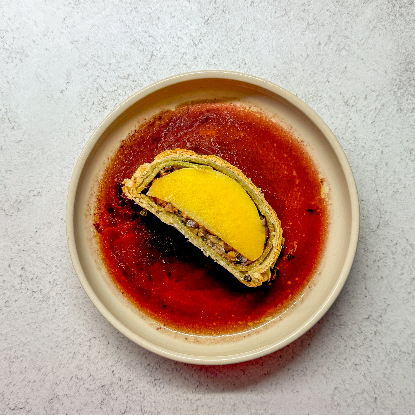 Teller klein SARA beige