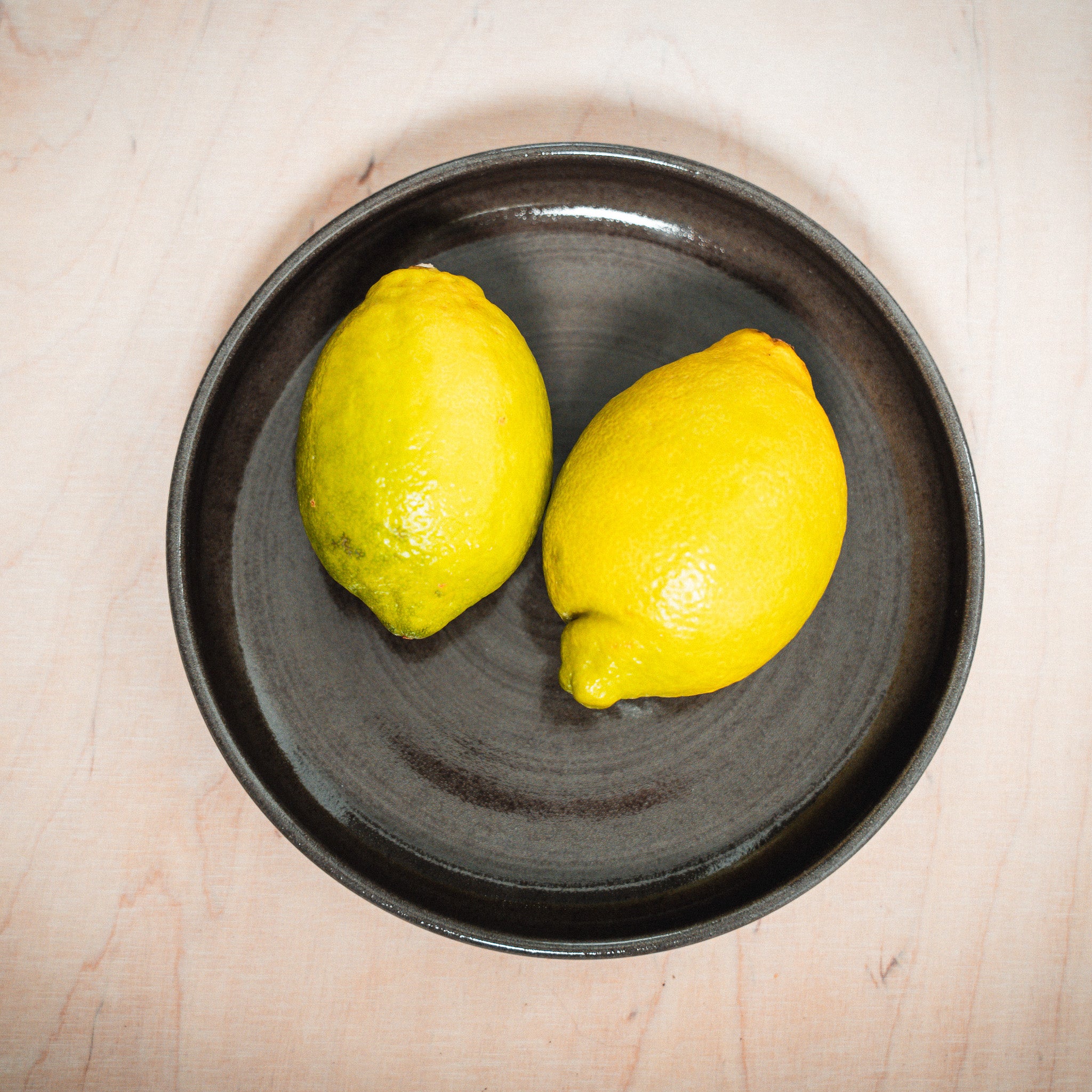 Teller klein SARA Grau/Schwarz