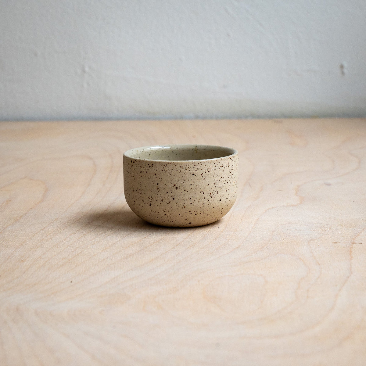 KUMO Espresso Tasse mit Spots - Mura Mura Ceramics