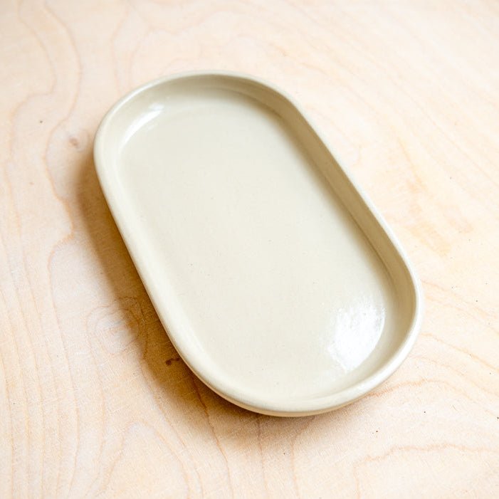 SARA Servierplatte beige | handgemachter Teller - Mura Mura Ceramics