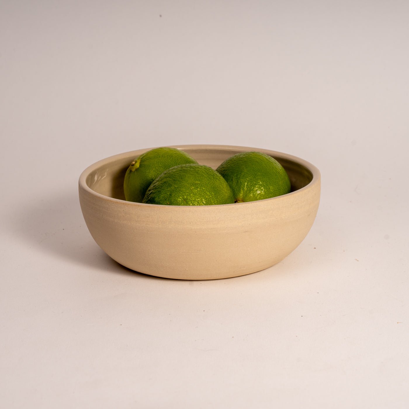 BōRU klein beige | handgemachte Schüssel  - Mura Mura Ceramics